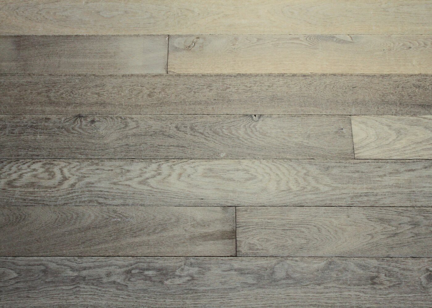 Lot 409 - 20 m2 - Plancher chêne massif avec patine antiquaire Vieilli Huile aqua 20x140x1500-2500