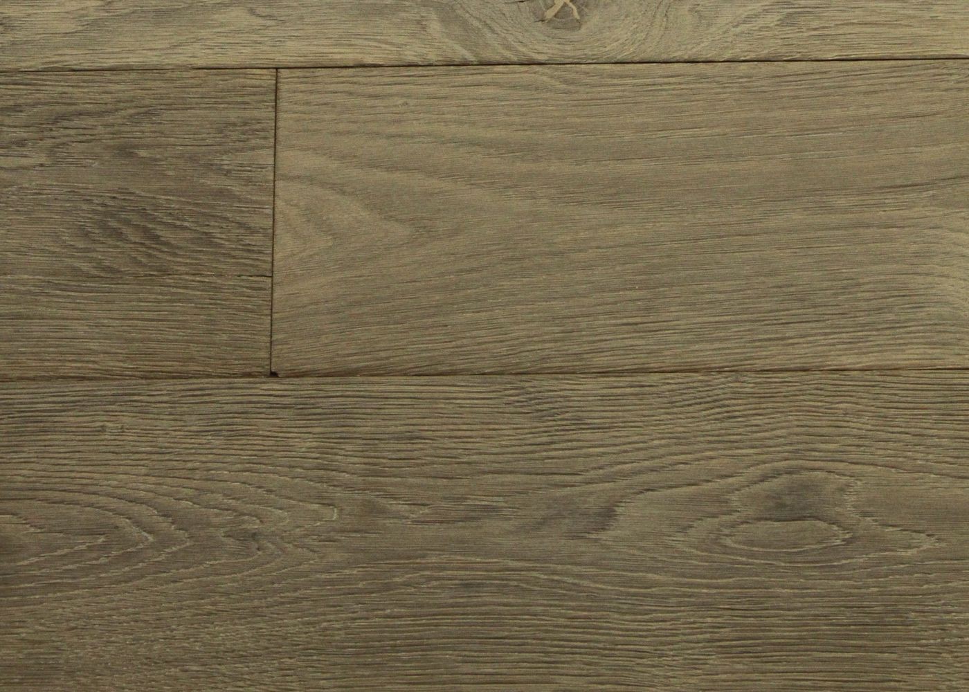 Lot 415 - 123 m2 - Plancher chêne contrecollé avec patine antiquaire Usé brossé Huile aqua 15x140-220x1500-2500