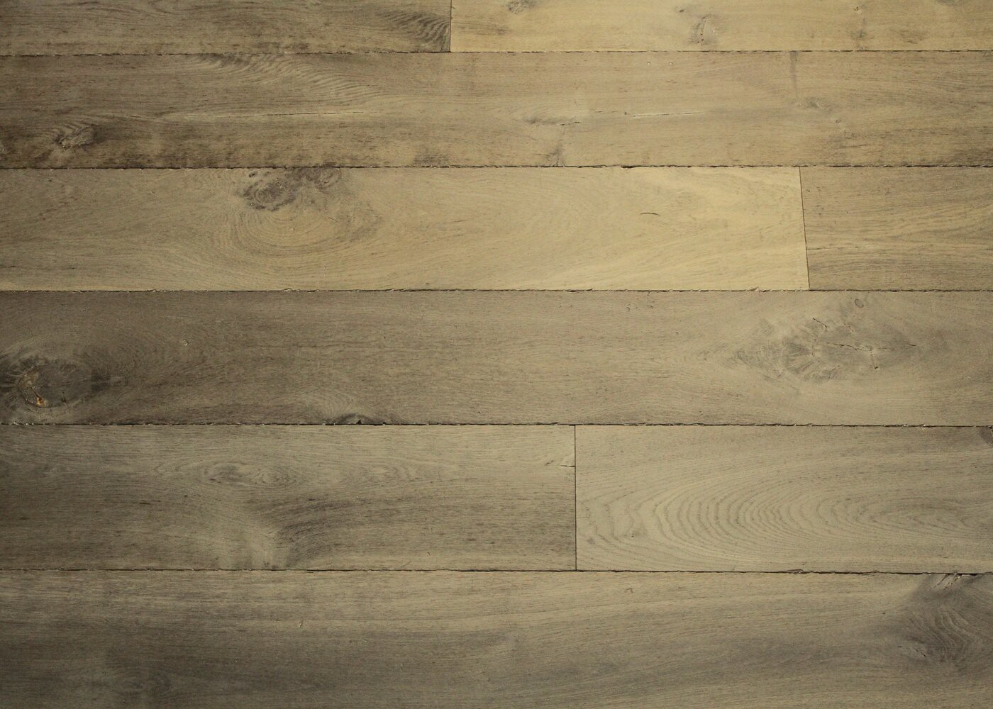 Lot 416 - 20.4 m2 - Plancher chêne contrecollé avec patine antiquaire Vieilli Huile aqua 20x180x1500-2500