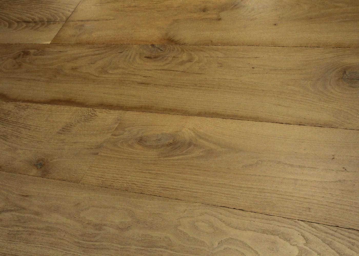Lot 433 - 24.2 m2 - Plancher chêne contrecollé avec patine antiquaire Vieilli Huile aqua 15x210-260x1500-2500