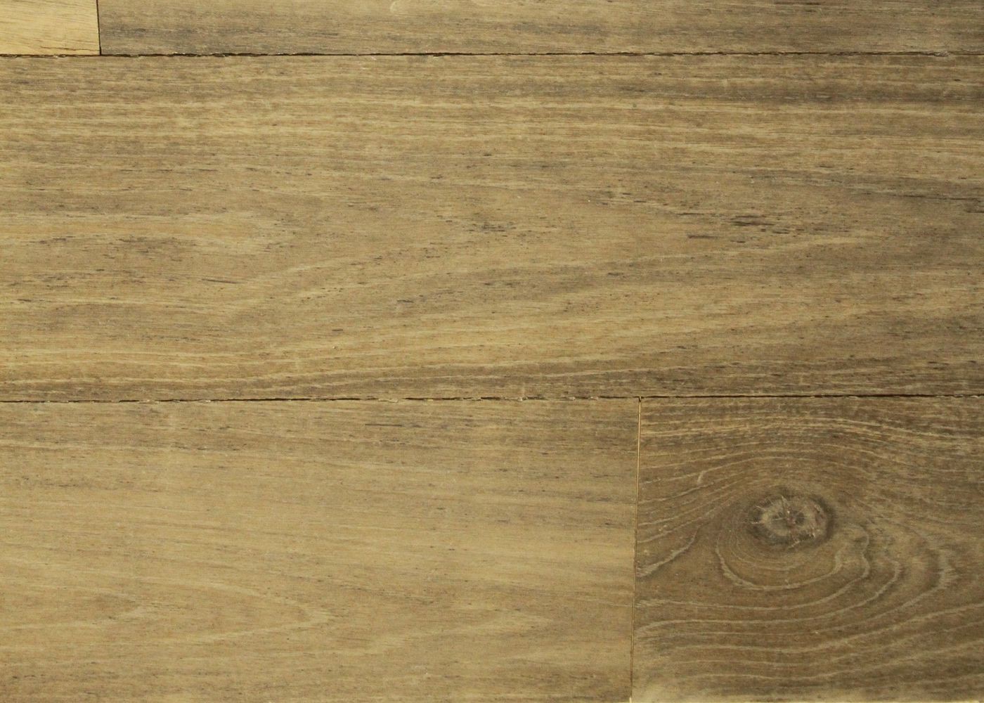 Lot 437 - 12.1 m2 - Plancher chêne contrecollé avec patine antiquaire Vieilli Huile aqua 15x140-220x1500-2500