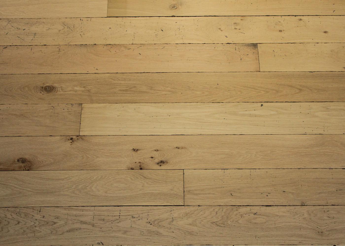 Lot 439 - 22.3 m2 - Plancher chêne massif chêne avec patine antiquaire Vieilli Huile aqua 20x140-180-220x1500-2500