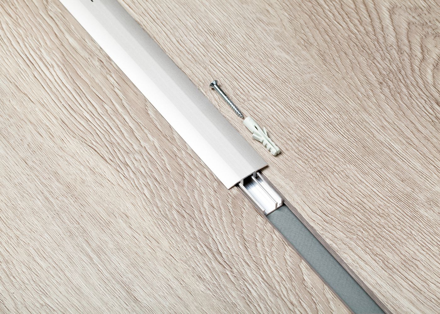Accessoires Barre de jonction pour sol vinyle LVT, support aluminium , couleur argent, bronze ou champagne Accessoires Barre de jonction pour sol vinyle LVT, support aluminium , couleur argent, bronze ou champagne