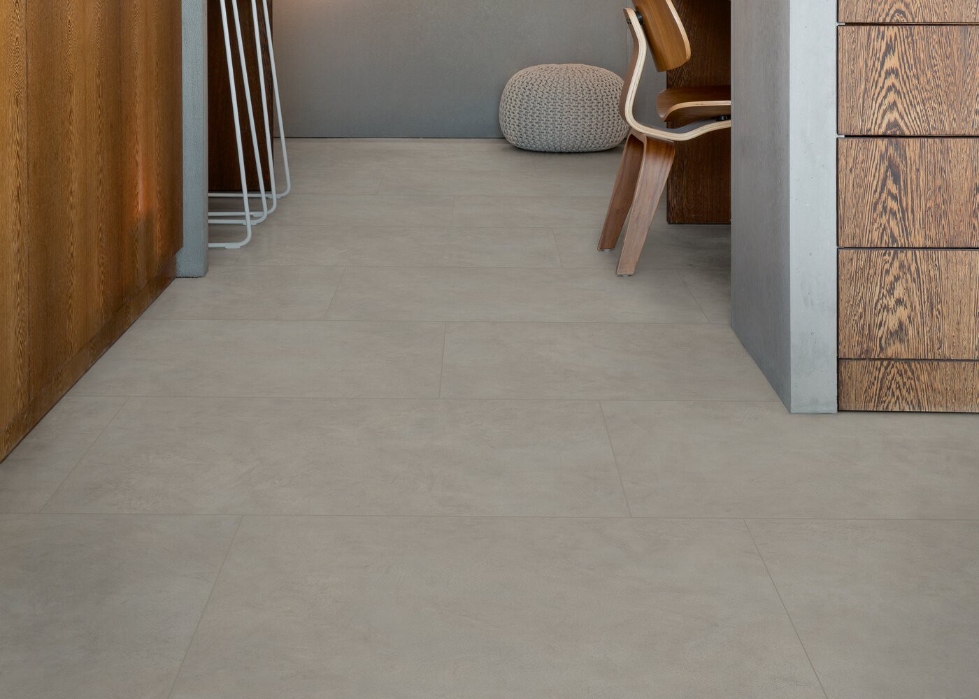 Vinyle rigide Béton Huître passage commercial 4.5x600x900