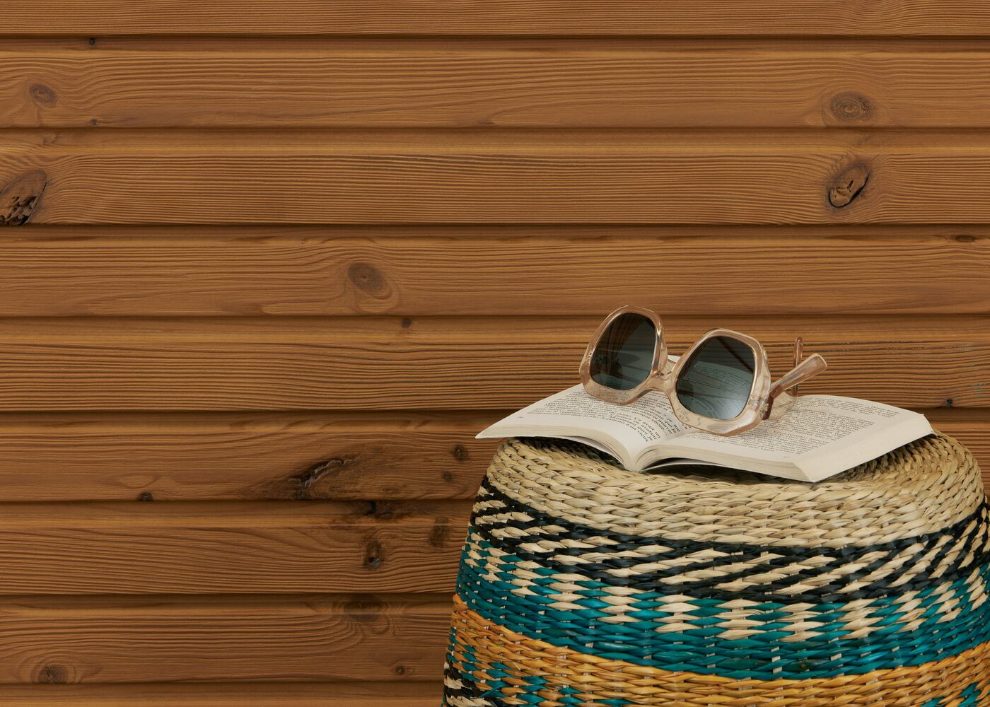 Bardage extérieur Pin du Nord thermo faux claire-voie Göteborg 27x125x3900