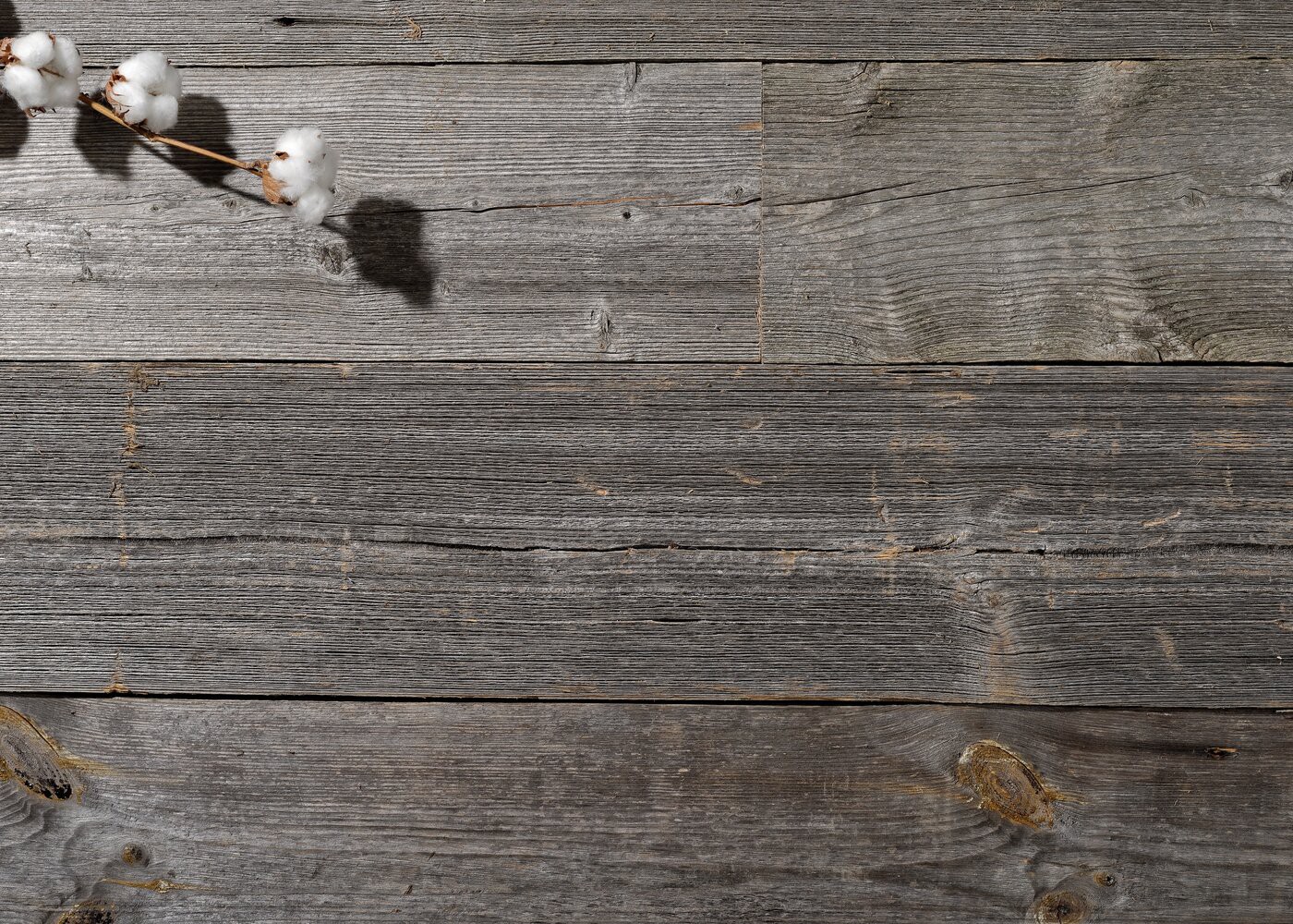 Bardage bois européen chant anciens campagne vieilli Gris Select brut - fsc 15-30x100-300x2000-4000