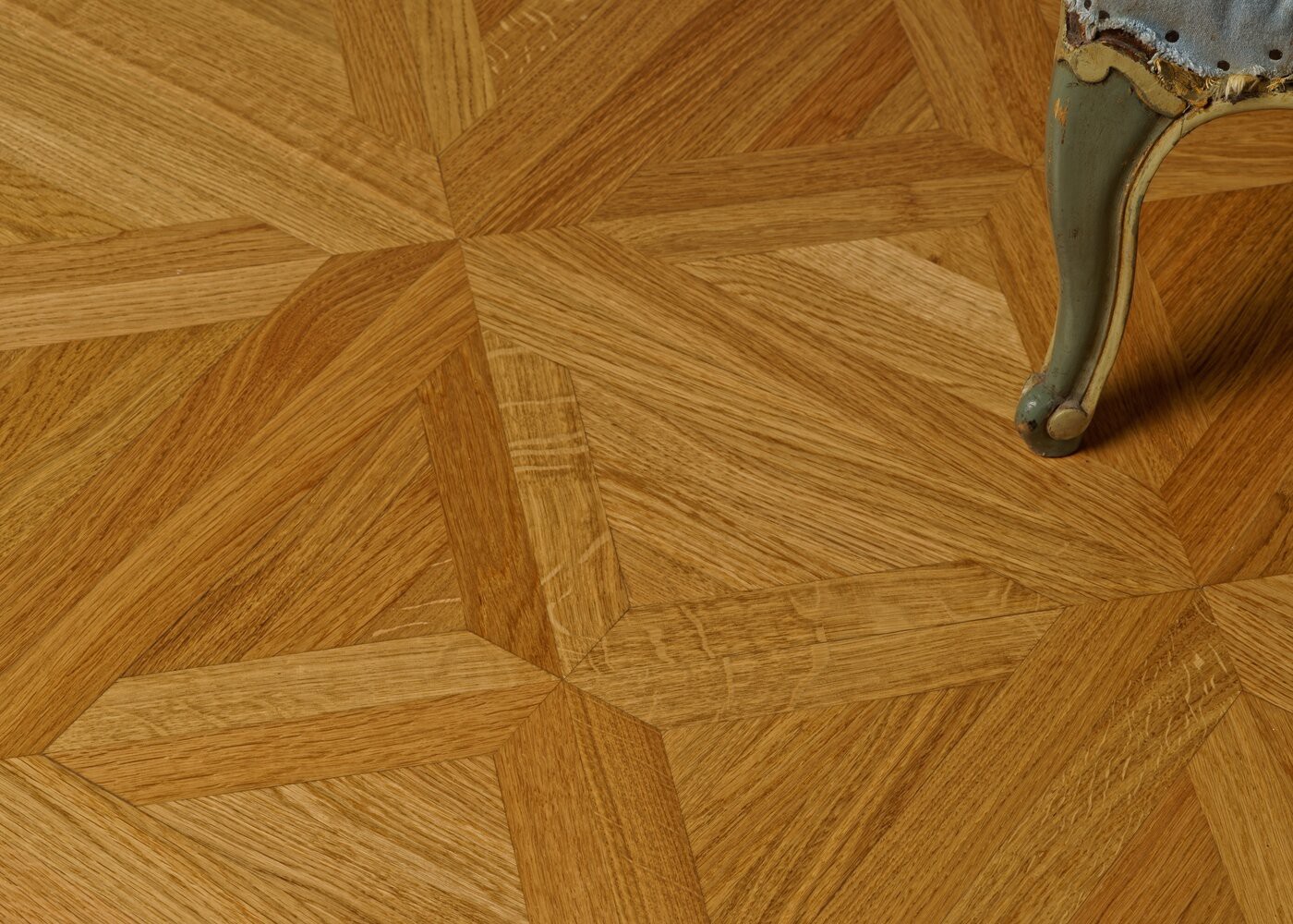 Dalles marqueterie chêne contrecollé décor 5 vernis satiné PRBis 14x392x392