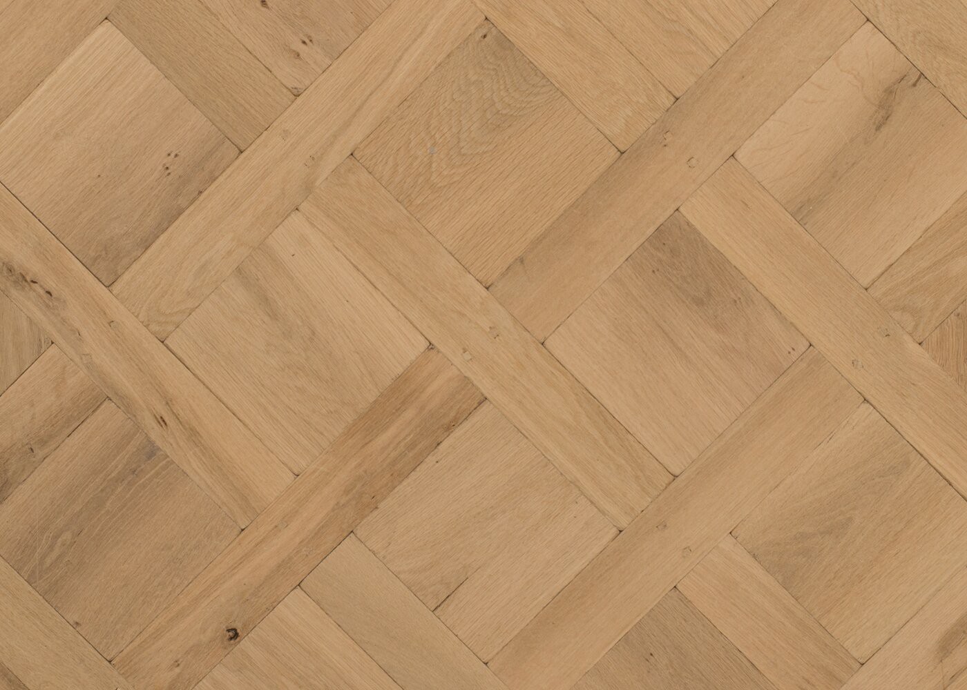 Parquet chêne massif Versailles BRUT vieilli brut 15x1020x1020