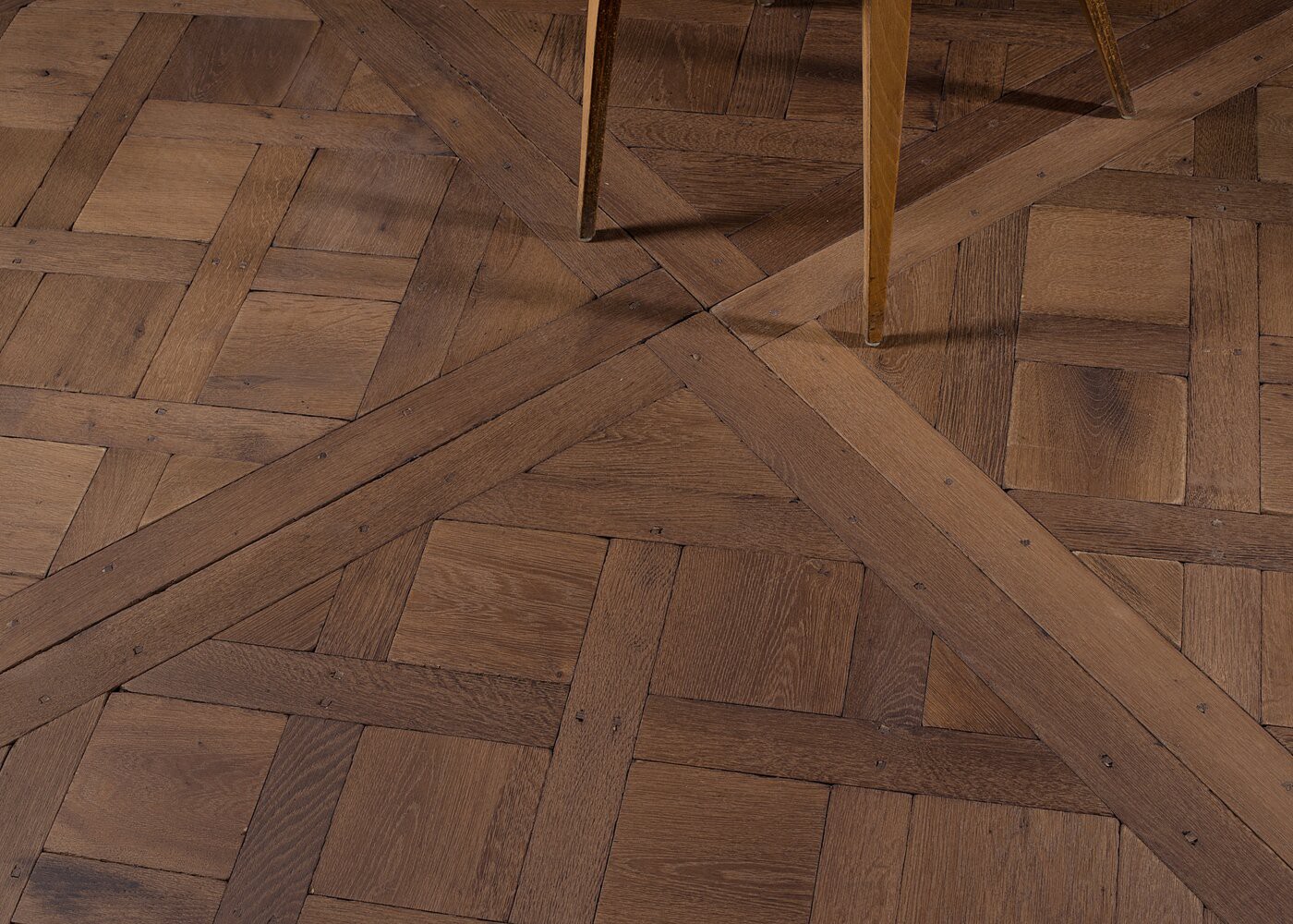 Parquet chêne massif Versailles CAYO vieilli huile cire 15x1020x1020