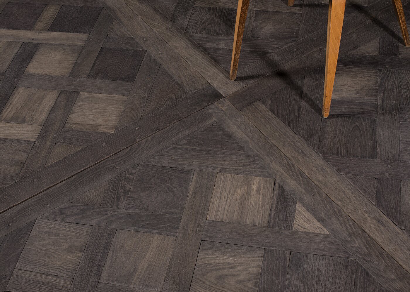 Parquet chêne massif Versailles ELETHERA vieilli huile cire 15x1020x1020