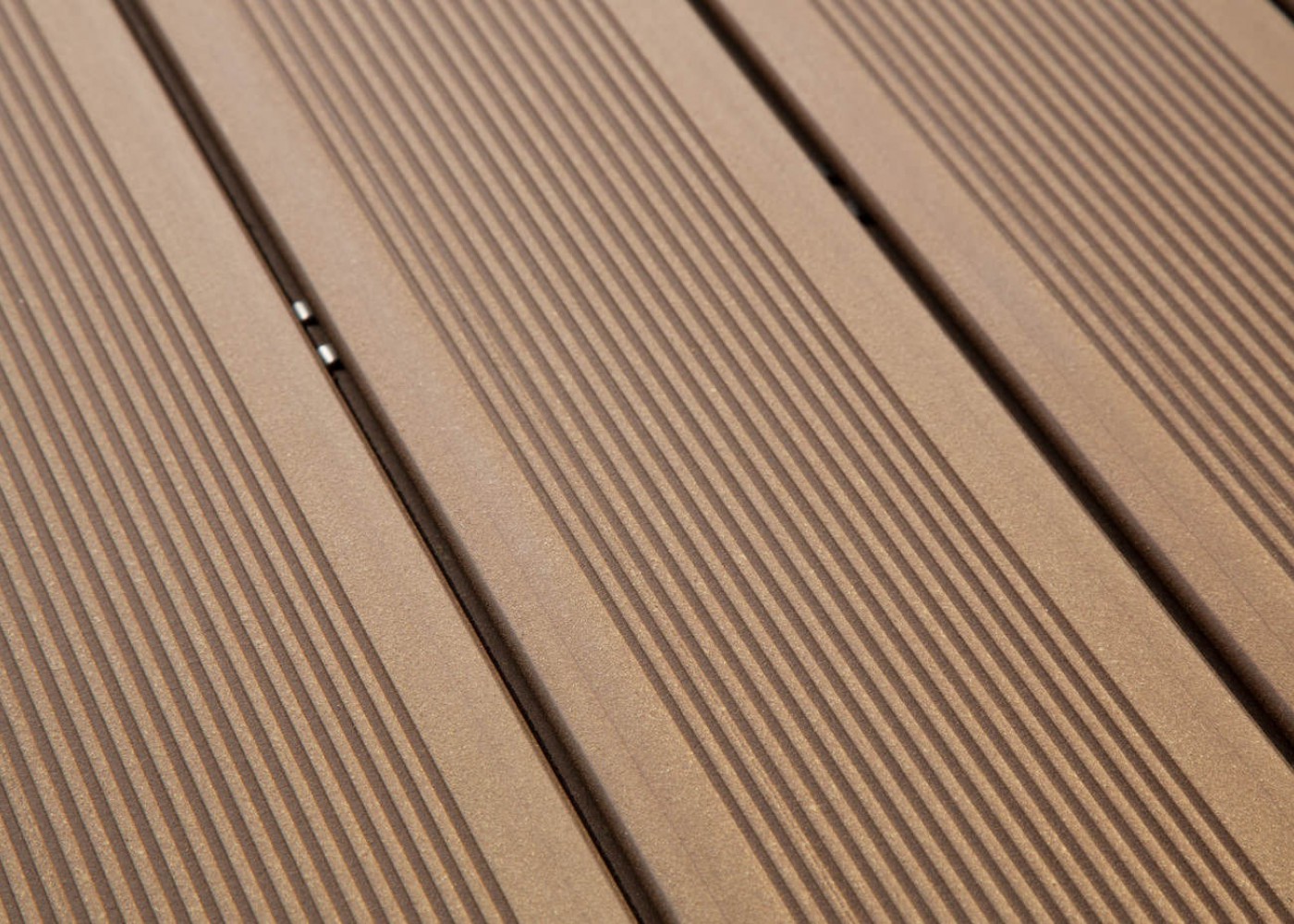 Terrasse composite Elégance fixation invisible Brun Colorado rainuré 23x138x4000