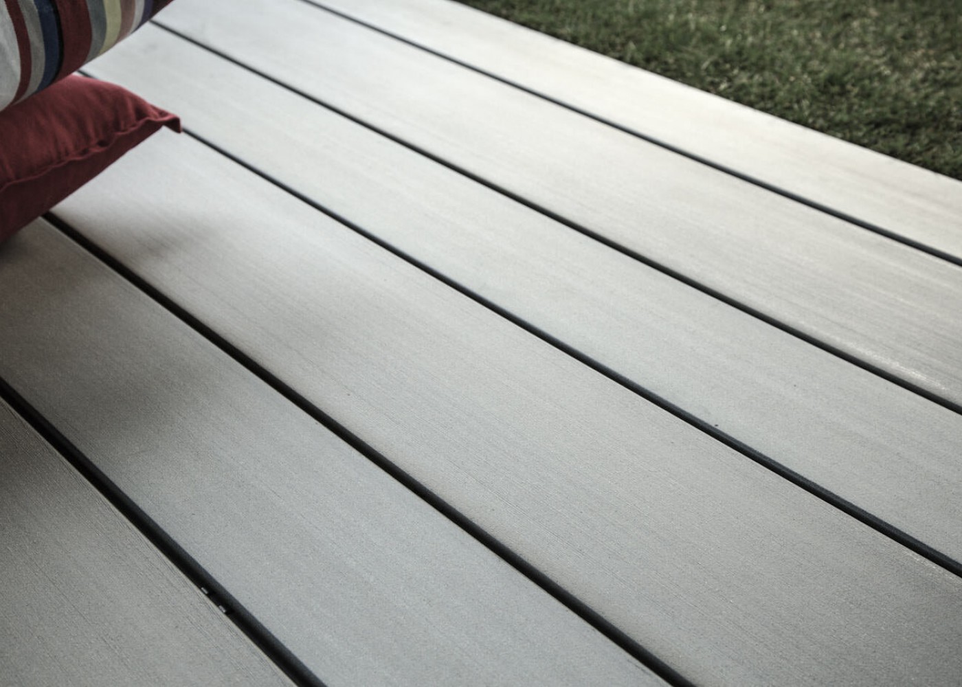 Terrasse composite El&eacute;gance fixation invisible Gris Iroise lisse 23x138x4000