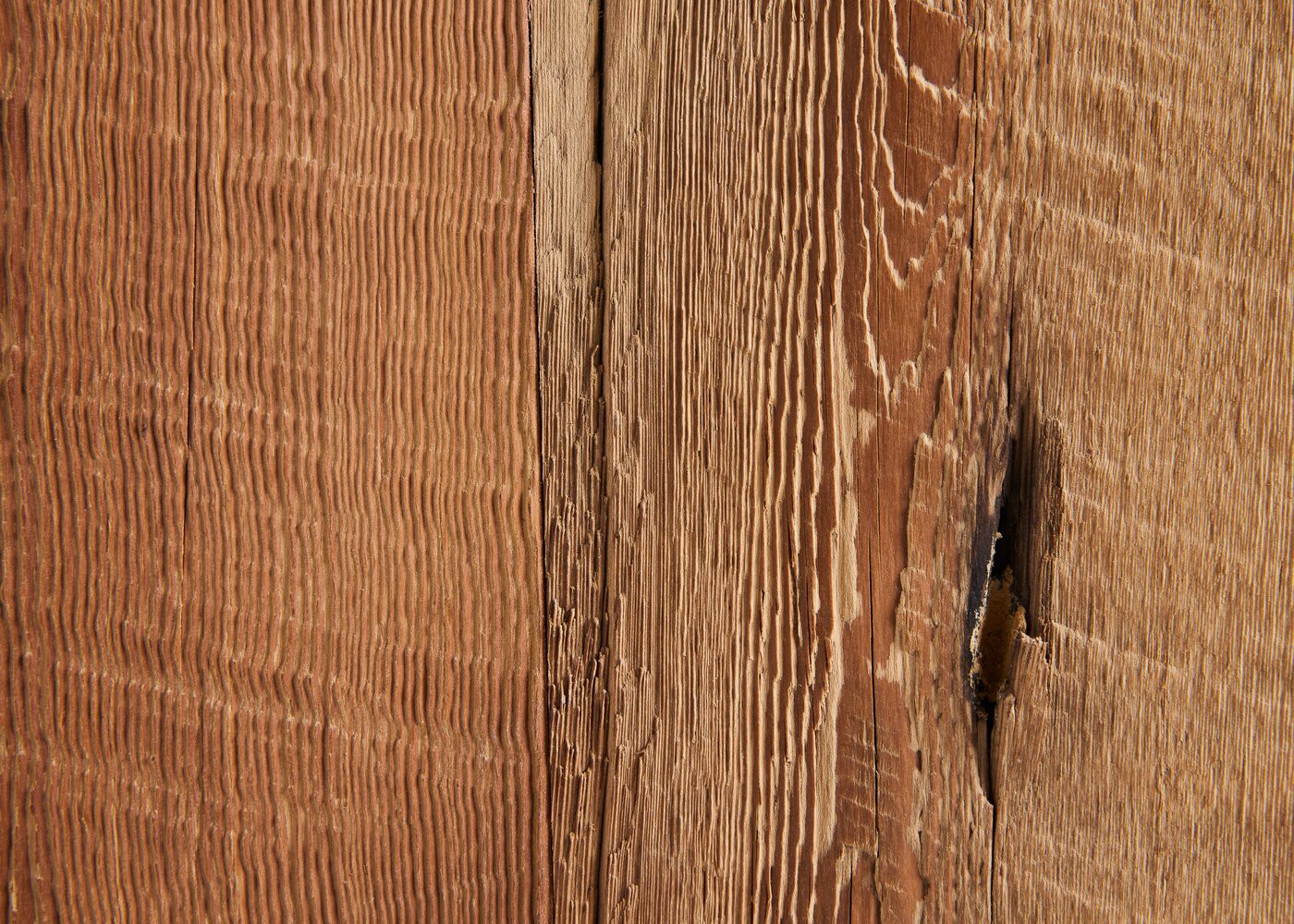 Panneau 3 plis en vieux bois Marron bross&eacute; brut 1 face plaqu&eacute;e 26x1250x3000