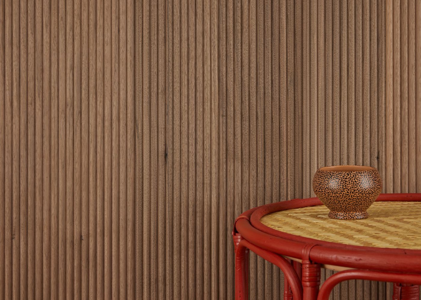 Panneau contrecollé décoratif mur ou plafond Noyer US brut profil Saint-Père 15x140x2480