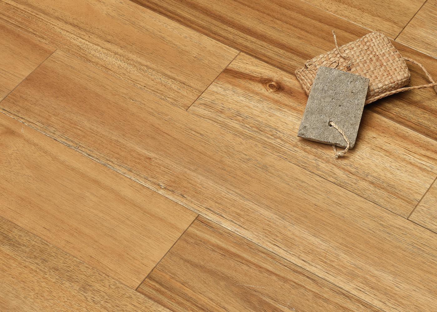 Parquet Acacia massif Elégance G4 huilé 15x120x300-1200