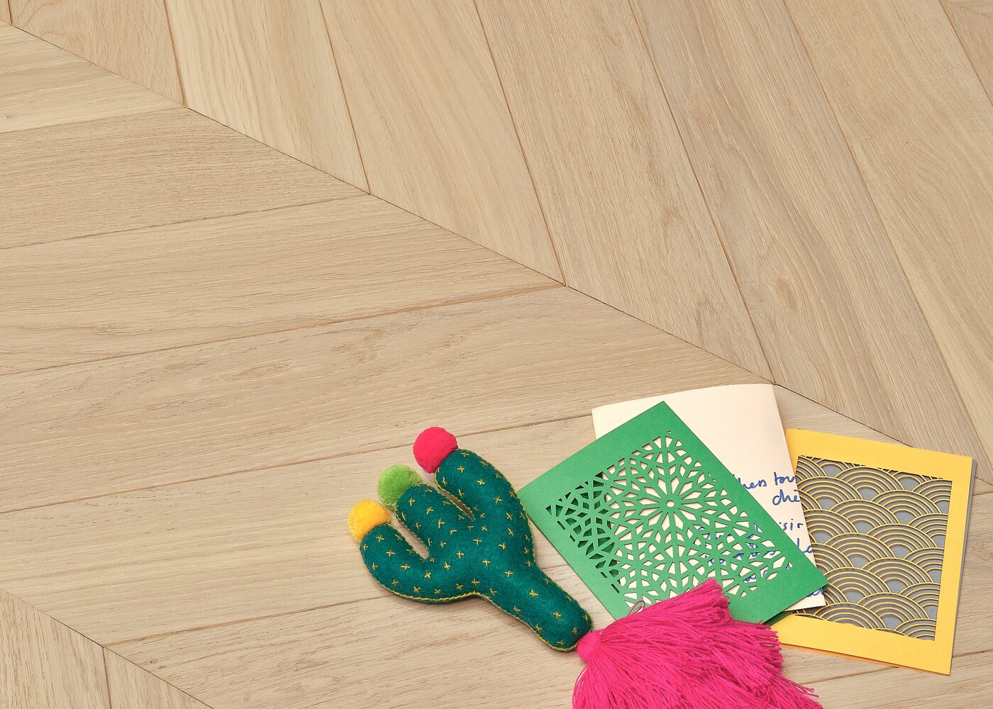 Parquet ch&ecirc;ne contrecoll&eacute; CHAMPLAIN huile cire Point de Hongrie 45&deg; El&eacute;gance 15x100x600 (P&agrave;T)