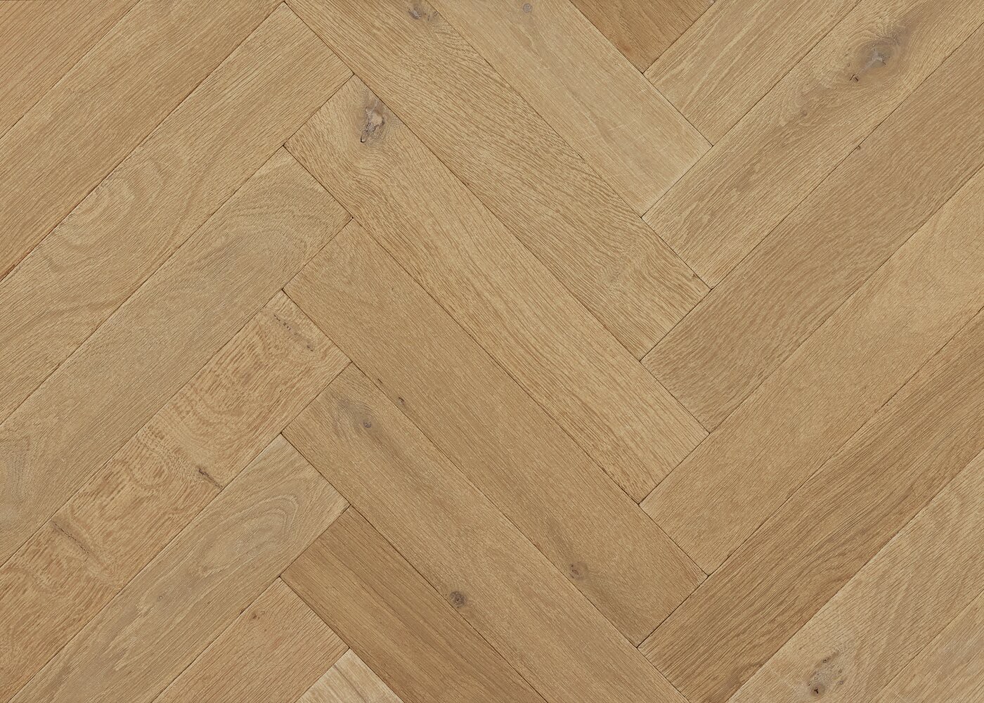 Parquet ch&ecirc;ne massif LEVANT B&acirc;ton rompu &Eacute;l&eacute;gance vieilli accentu&eacute; 14x110x600