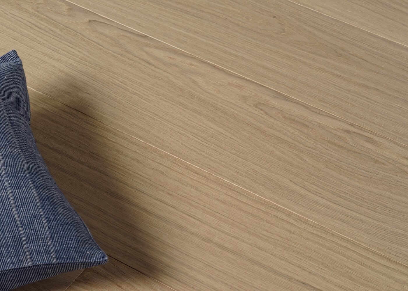 Parquet chêne contrecollé PALERME brossé huile UV Select support HDF 12x92x1420