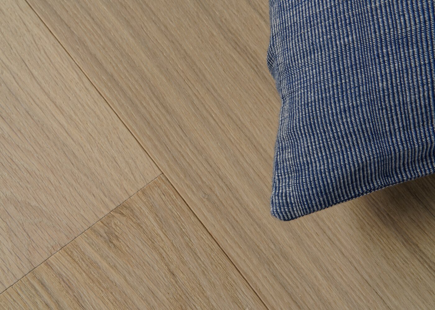 Parquet chêne contrecollé PALERME brossé huile UV Select support HDF 12x92x1420