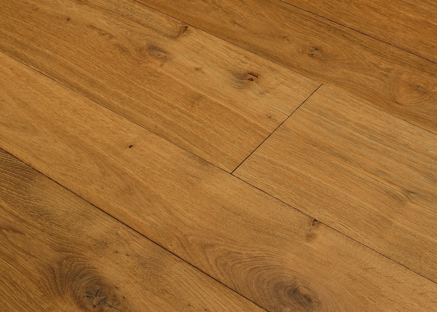 Parquet chêne massif SYRACUSE brossé GO2 huile cire 15x140-200x1500-2500