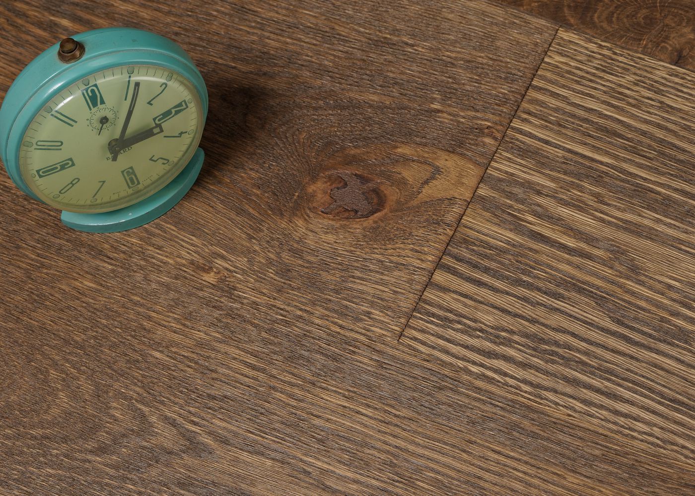 Parquet chêne contrecollé COLICO brossé huile UV Matière support HDF 12x122x1190
