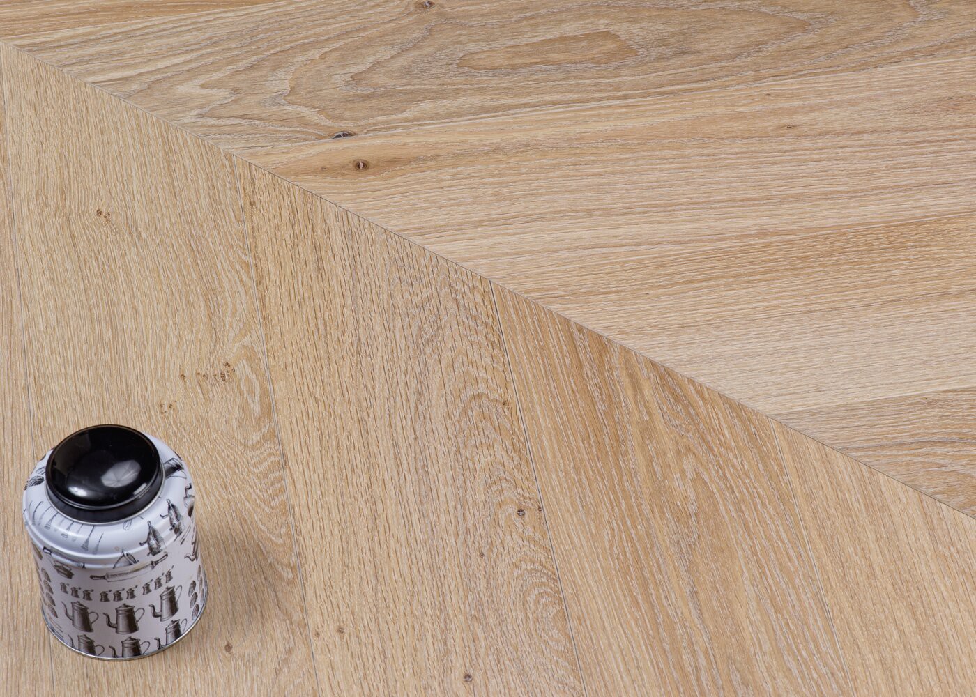 Parquet chêne contrecollé MIRABEAU huile UV Point de Hongrie Elégance 14x139x789(PàP)