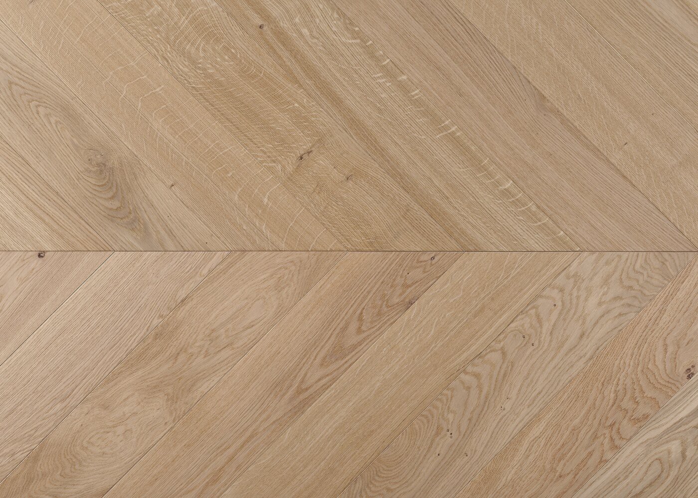 Parquet chêne contrecollé PALAIS ROYAL brossé vernis mat Point de Hongrie Elégance 14x90x589(PàP)