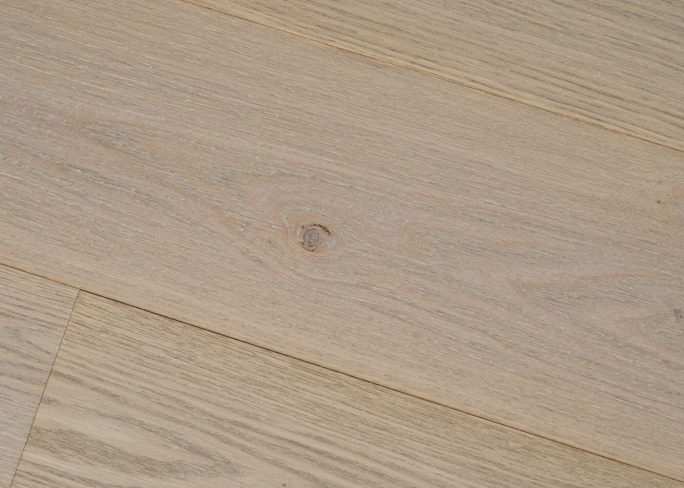 Parquet ch&ecirc;ne contrecoll&eacute; ATLANTIDE bross&eacute; vernis mat El&eacute;gance support HDF 12x92x1420