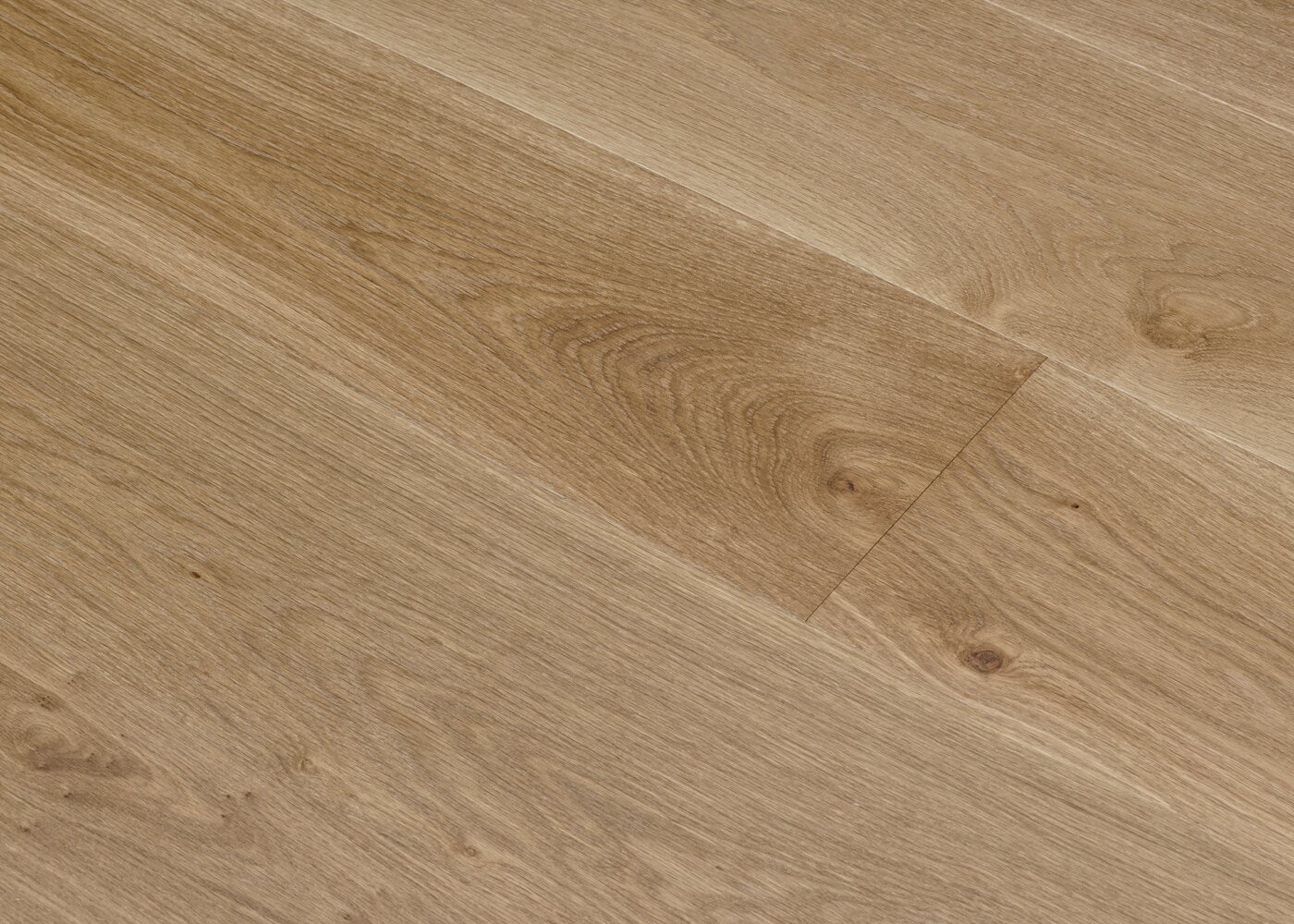 Parquet chêne contrecollé BUZENVAL brossé huile UV Elégance support HDF 12x92x1420