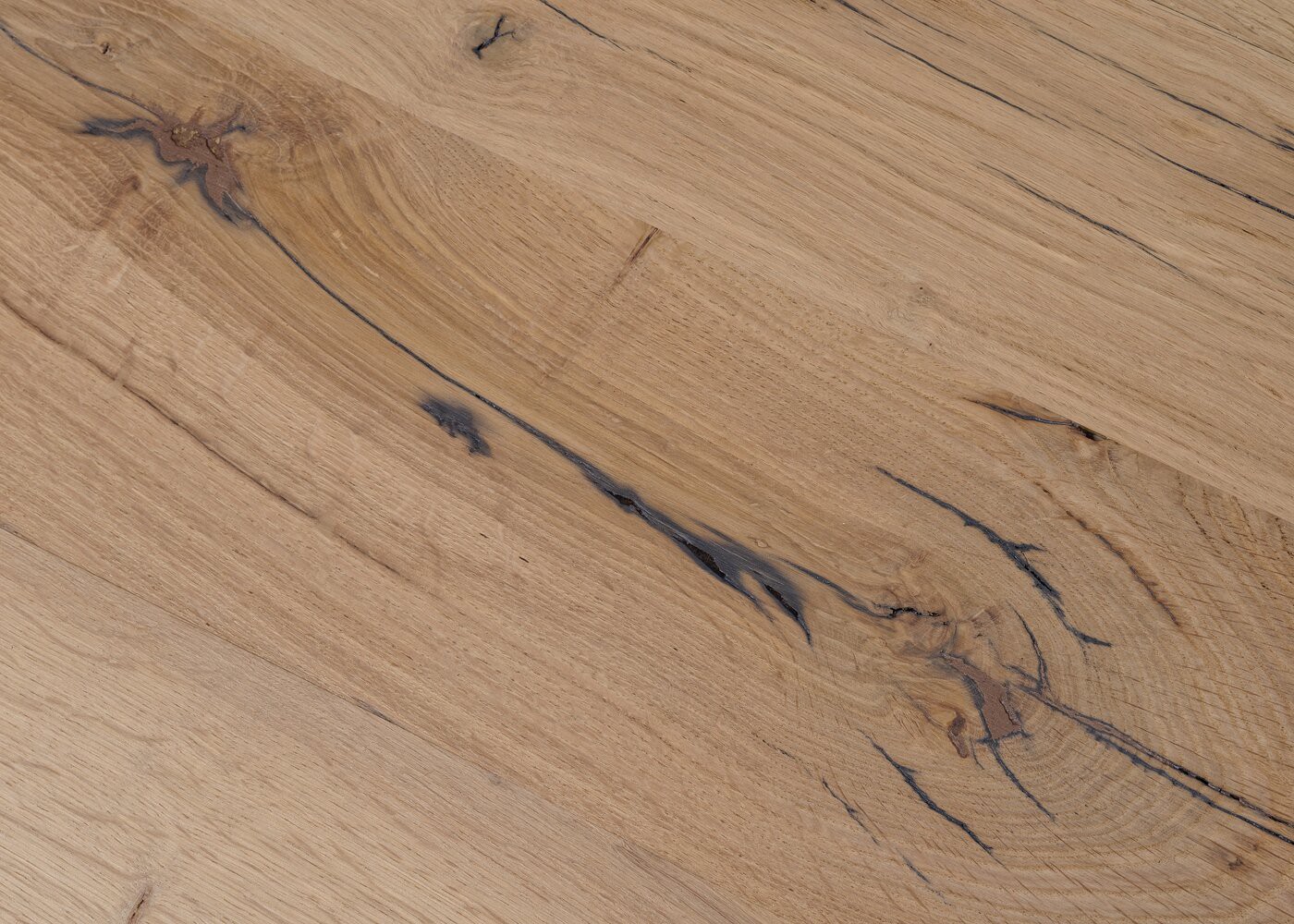 Plancher chêne contrecollé vieux fond de wagon Matière Brut OSTENDE 18x120-210x500-1500