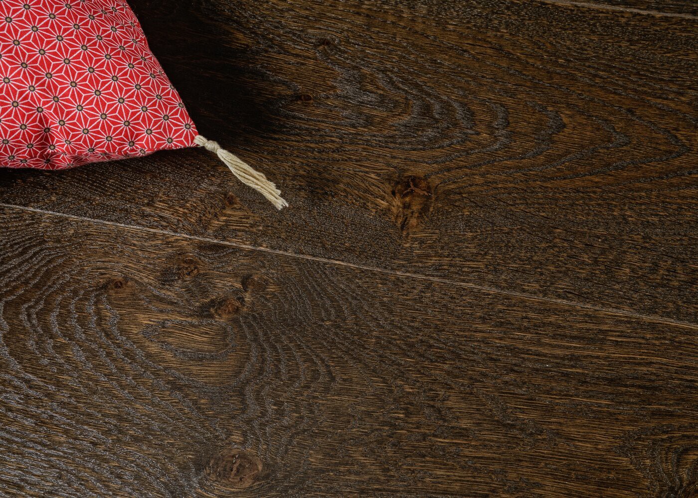 Parquet chêne contrecollé REUILLY brossé huile UV Matière support HDF 12x122x1190