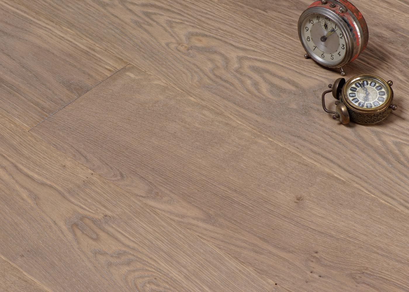 Parquet chêne contrecollé MENAGGIO brossé huile UV Elégance support HDF 12x92x1420