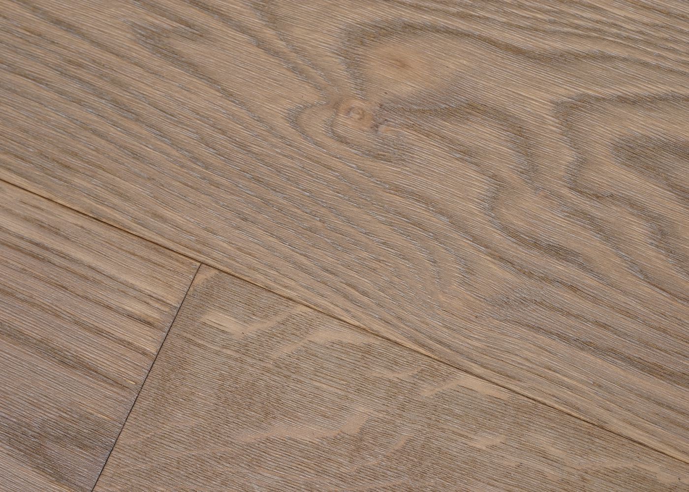 Parquet chêne contrecollé MENAGGIO brossé huile UV Elégance support HDF 12x92x1420