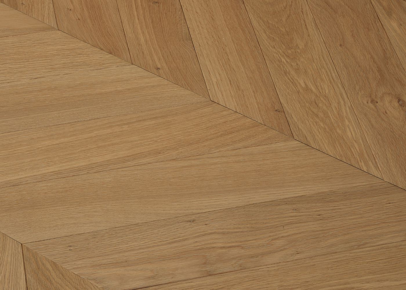Parquet chêne contrecollé VERMONT huile cire Point de Hongrie 45° Elégance 15x100x600 (PàT)