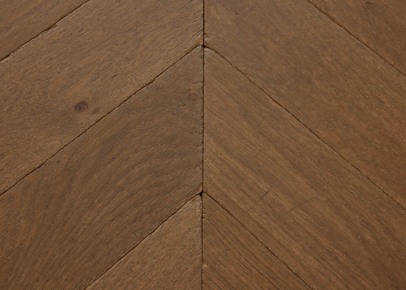 Parquet chêne contrecollé OCCIDENT Point de hongrie Élégance vieilli accentué 16x100x608 (PàP)