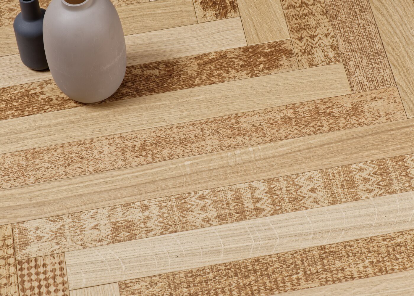 Parquet chêne contrecollé EMPREINTE ETHNIQUE Bâton Rompu PRBis support CP 12.5x55x590