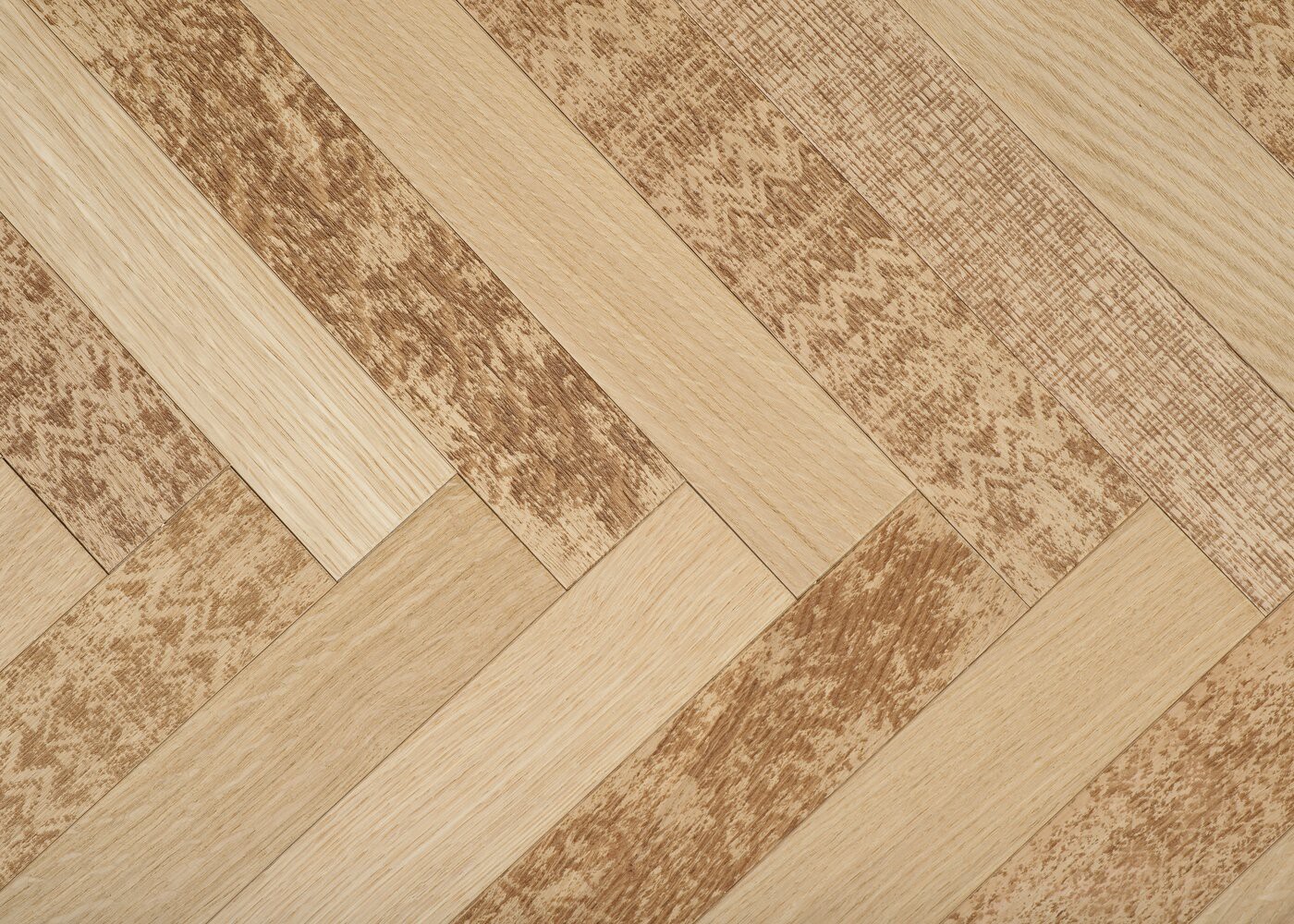 Parquet chêne contrecollé EMPREINTE ETHNIQUE Bâton Rompu PRBis support CP 12.5x55x590