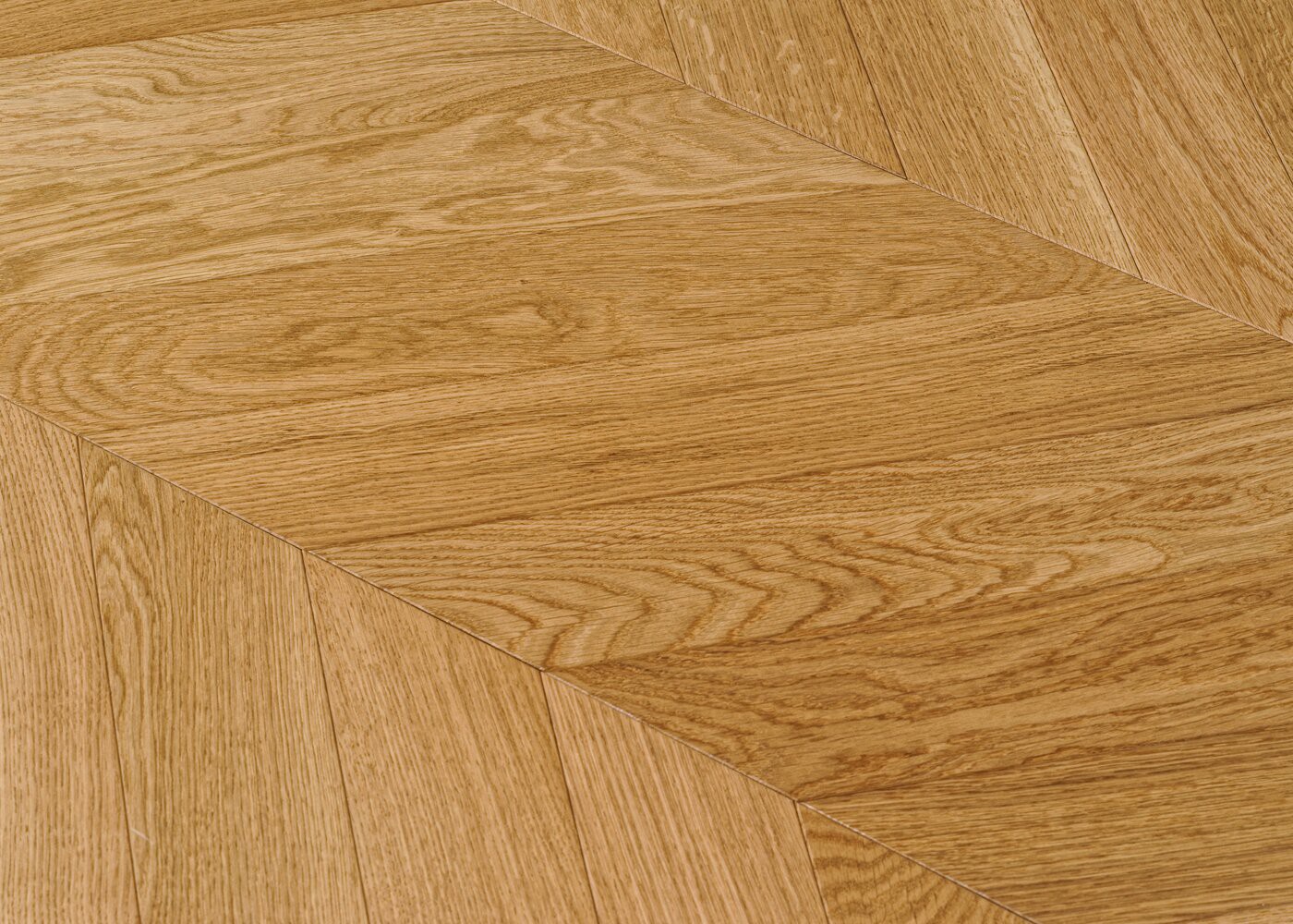 Parquet chêne contrecollé RASPAIL brossé vernis mat Point de Hongrie PRBis 14x90x589(PàP)