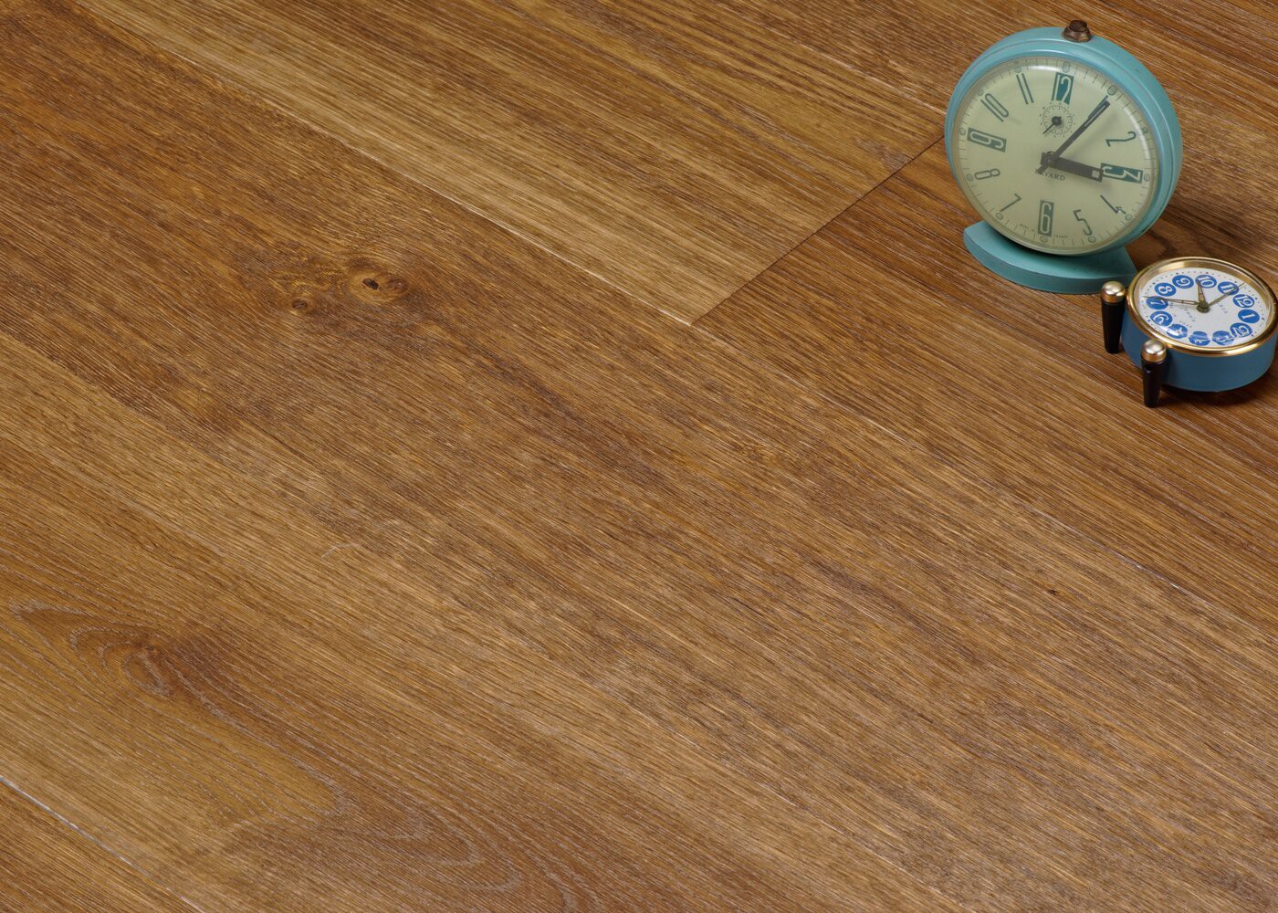 Parquet ch&ecirc;ne contrecoll&eacute; TREMEZZO bross&eacute; huile UV El&eacute;gance support HDF 12x92x1420