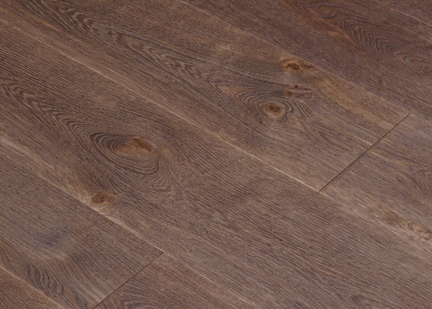 Parquet ch&ecirc;ne contrecoll&eacute; VARENNA bross&eacute; huile UV Mati&egrave;re support HDF 12x122x1190