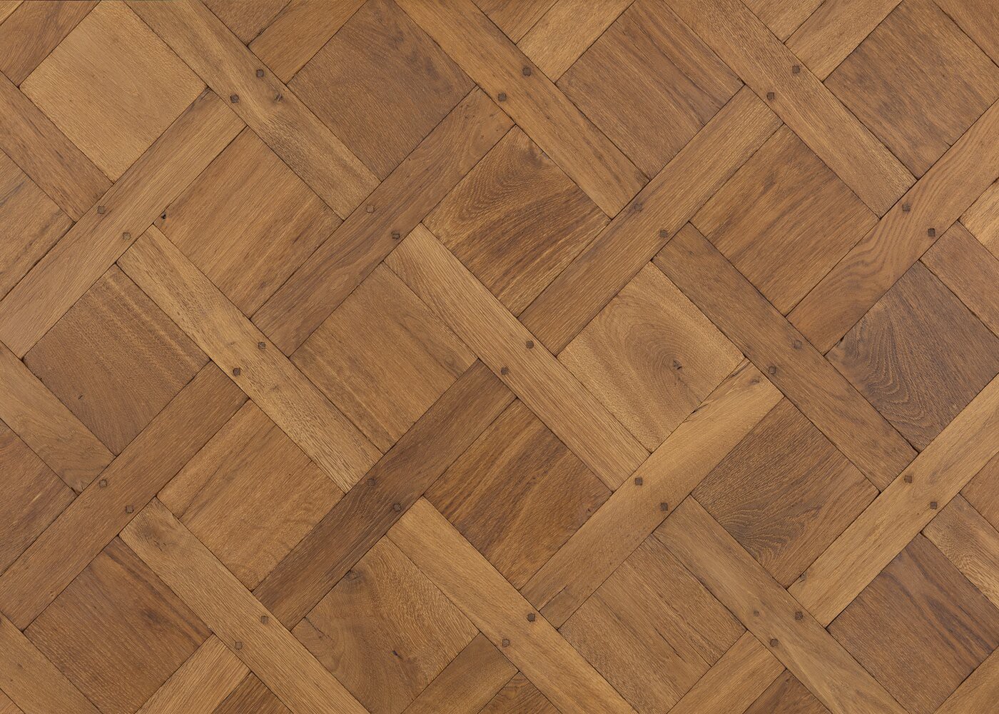 Parquet ch&ecirc;ne contrecoll&eacute; EDIMBOURG vieilli Versailles sans cadre huile cire 15mm et carr&eacute;s de 160 & navettes de 65x390