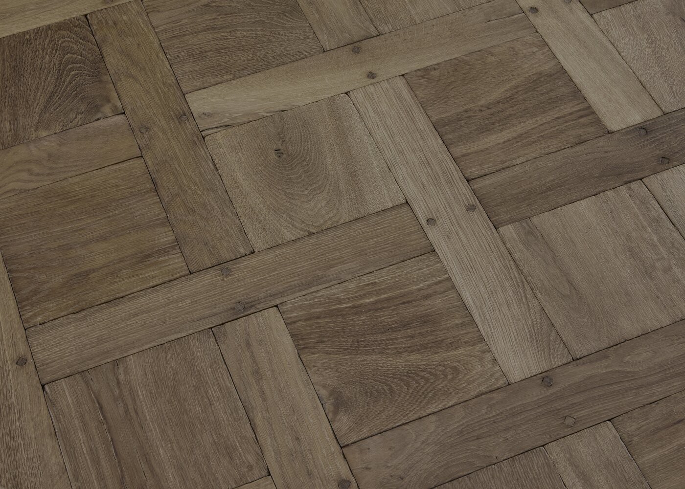 Parquet chêne contrecollé CANARIES vieilli Versailles Infini huile aqua 15mm et carrés de 160 & navettes de 65x390