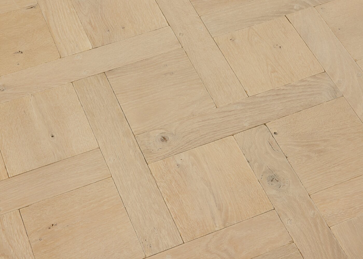 Parquet chêne contrecollé PALMA vieilli Versailles sans cadre huile aqua 15mm et carrés de 160 & navettes de 65x390