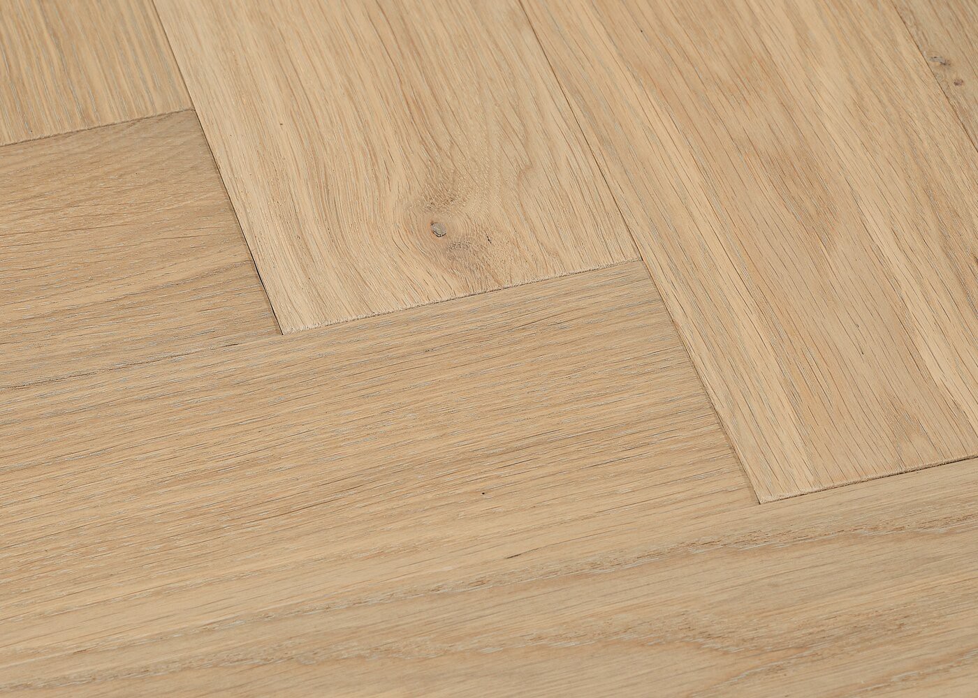 Parquet chêne contrecollé ERIE huile cire Bâton rompu Elégance 15x100x600
