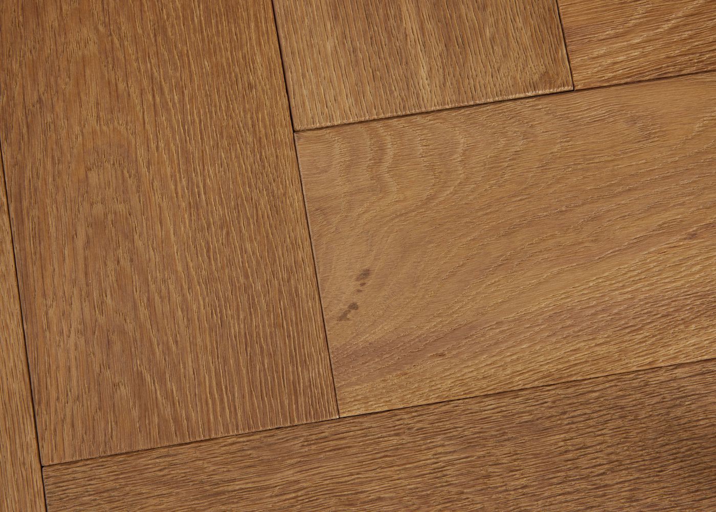 Parquet chêne massif SYRACUSE Bâton rompu brossé GO2 huile cire 15x120x720