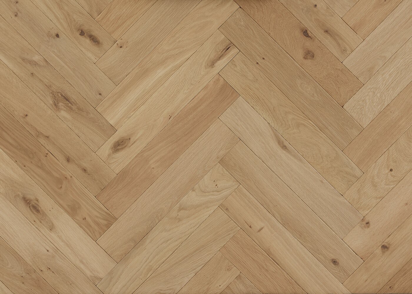Parquet chêne massif GASPARD Bâton rompu Elégance vieilli vernis aqua 14x110x600
