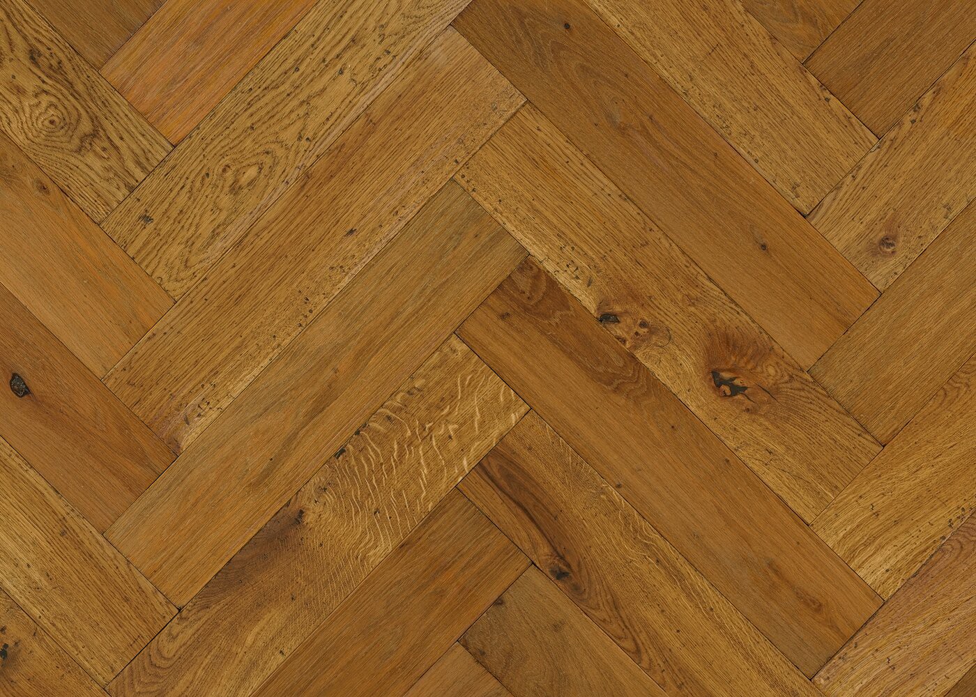 Parquet chêne massif SIDNEY Bâton rompu Elégance vieilli très accentué huile cire 14x110x600