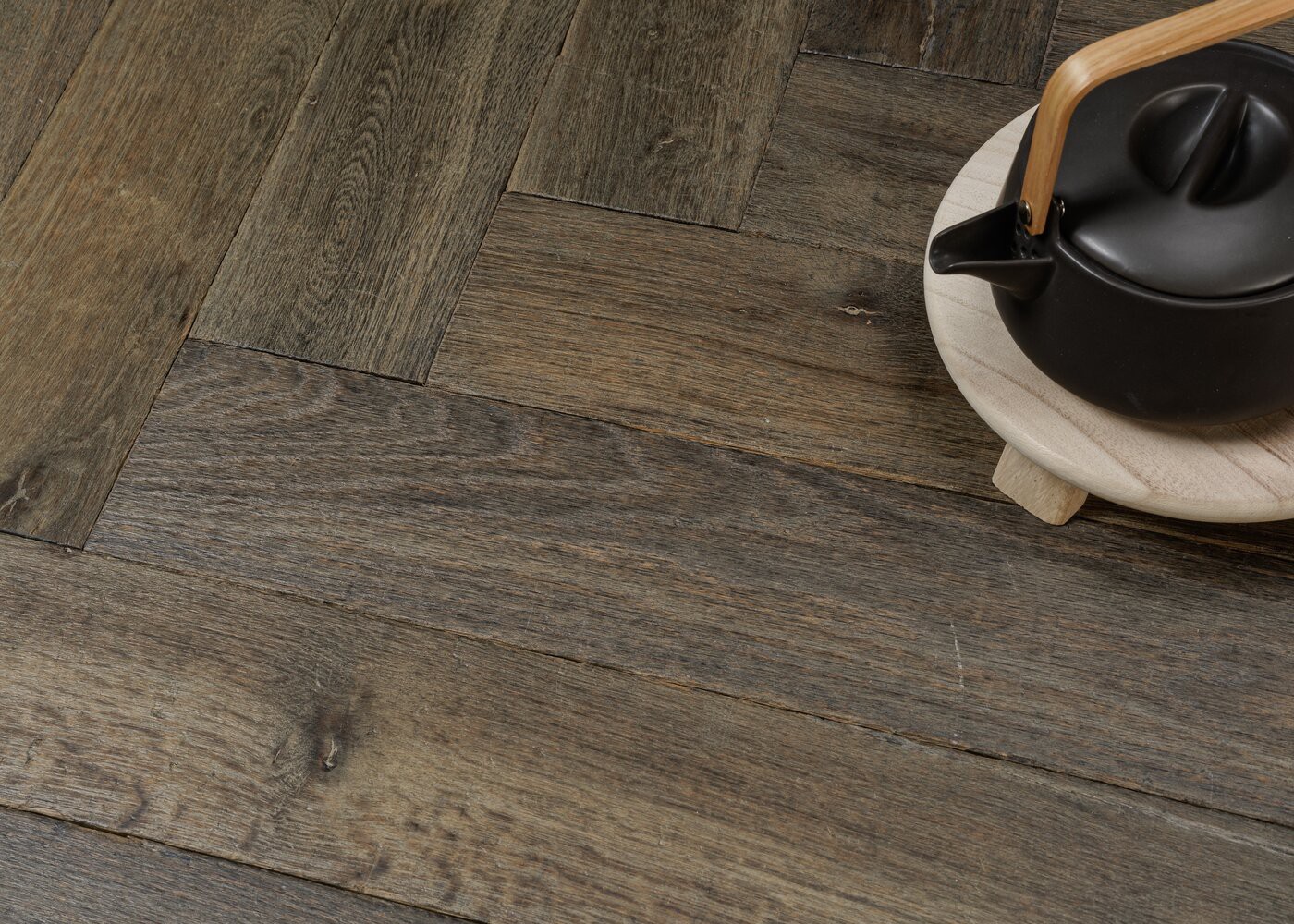 Parquet chêne contrecollé NEWPORT vieilli bâton rompu huile aqua 15x120x720