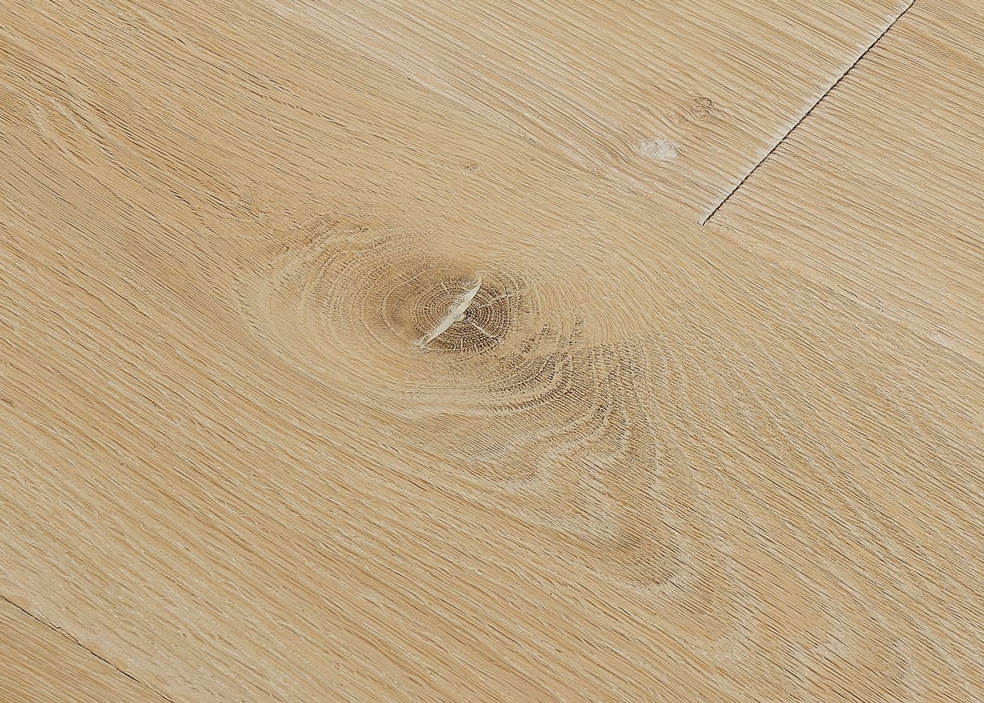 Parquet chêne massif PALMA brossé intense usé déformé huile aqua 20-23x140-220x1800-2700