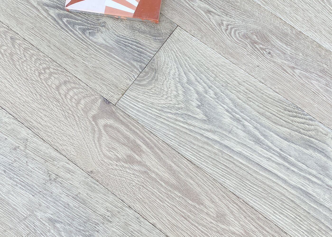 Parquet chêne contrecollé DAUPHINE brossé huile aqua 20x220/260/300x1500-2500